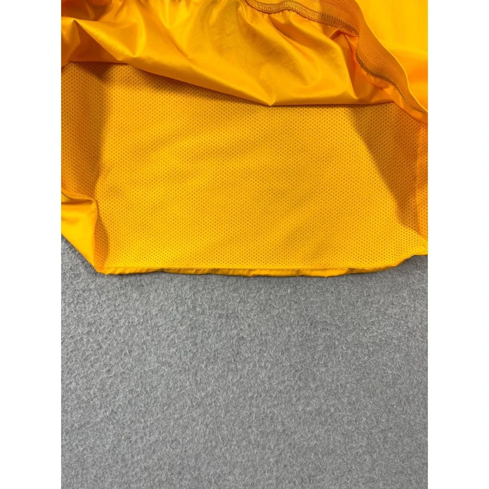 Nike cleaned contact avoid